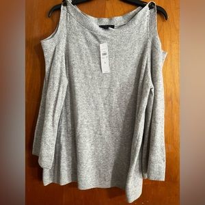 NWT ANN TAYLOR COLD SHOULDER SWEATER IN GRET SIZE LARGE